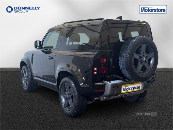 Used Land Rover Defender 2021 for sale - 76167695: Photo 2