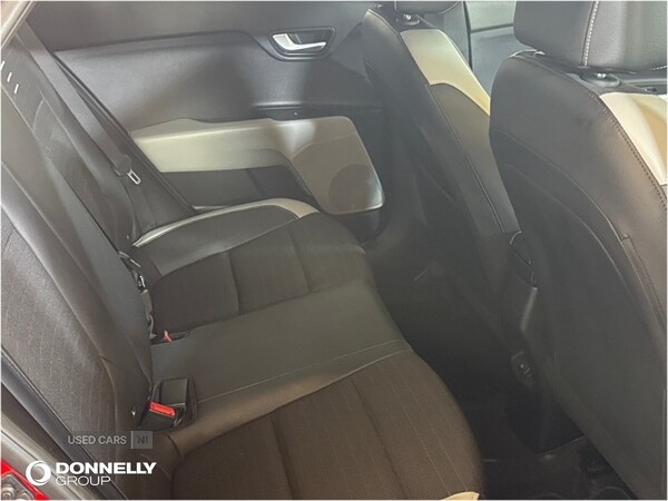 Used Kia Stonic 2018 for sale - 76646804: Photo 9