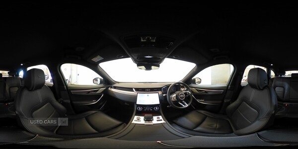 Used Jaguar F-Pace 2022 for sale - 74680695: Photo 2