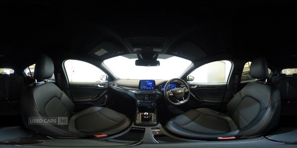 Used Ford Focus 2021 for sale - 75072101: Photo 2