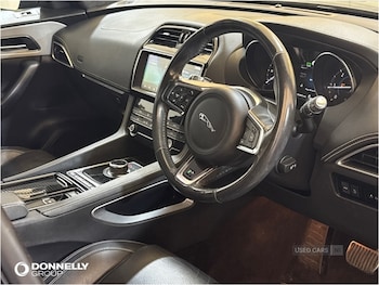 Used Jaguar F-Pace 2019 for sale - 75671215: Photo
