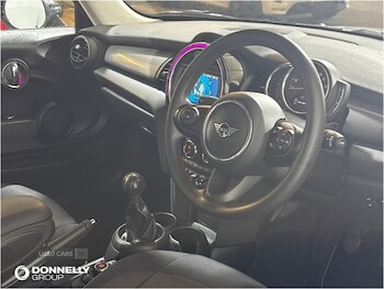 Used MINI Hatch 2019 for sale - 76474094: Photo