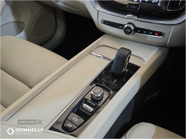 Used Volvo XC60 2021 for sale - 75402777: Photo 31