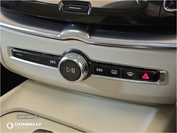 Used Volvo XC60 2021 for sale - 75402777: Photo 35