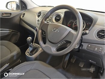 Used Hyundai i10 2018 for sale - 75521070: Photo