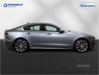 Used Jaguar XE 2020 for sale - 77050327: Photo