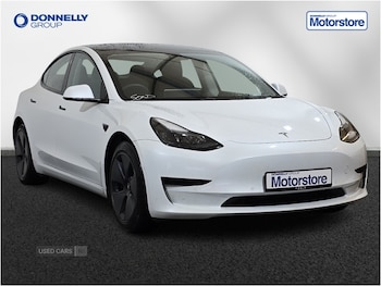 Tesla - Model 3