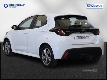 Used Toyota Yaris 2024 for sale - 79084702: Photo