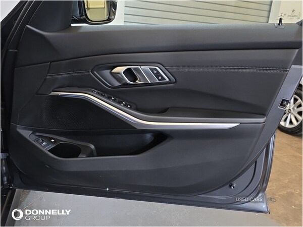 Used BMW 3 Series 2021 for sale - 75402660: Photo 22