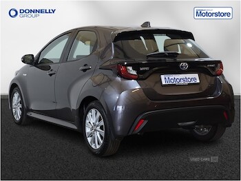 Used Toyota Yaris 2021 for sale - 78867339: Photo
