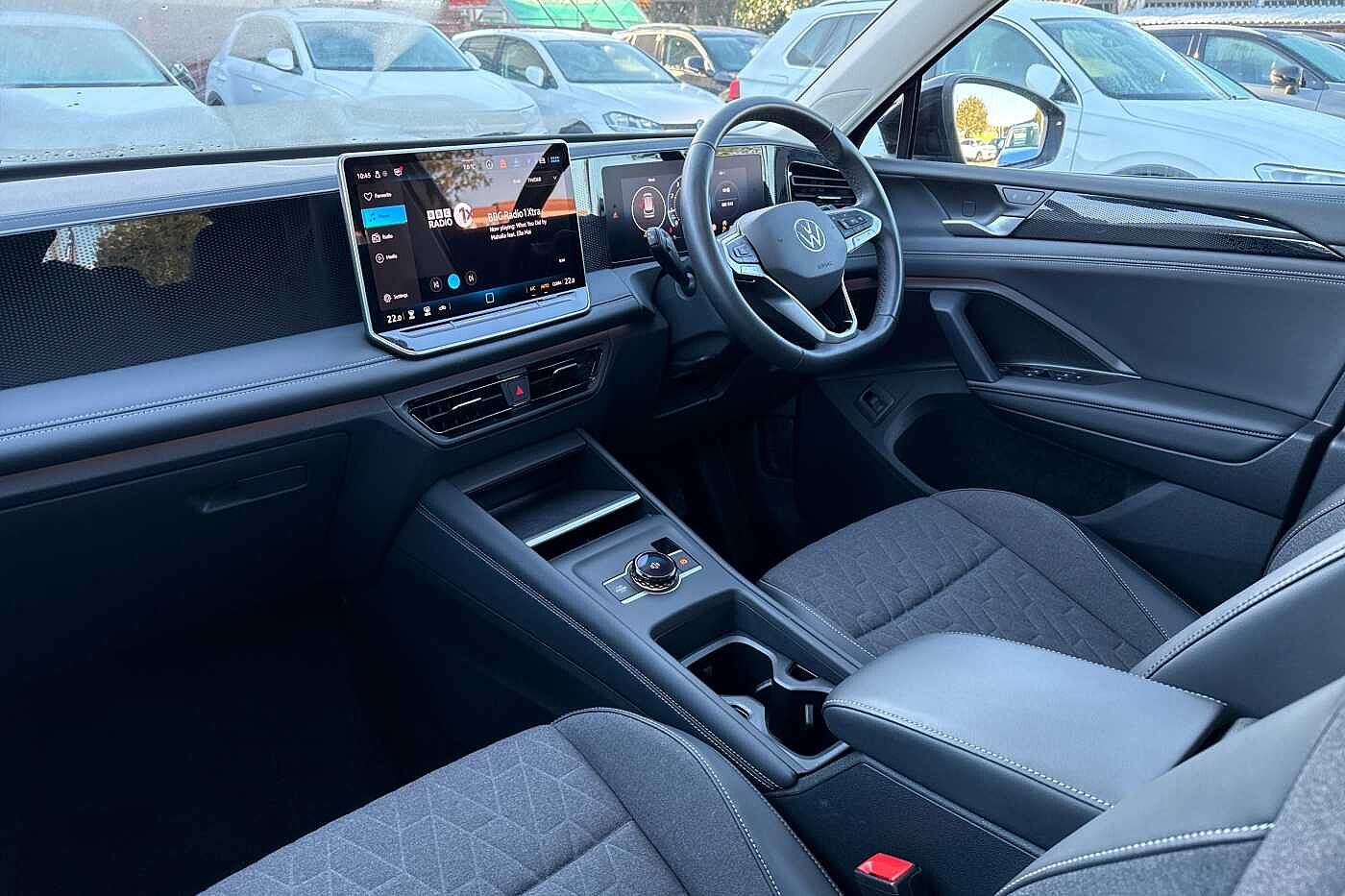 Used Volkswagen Tiguan 2024 for sale - 76389674: Photo 2