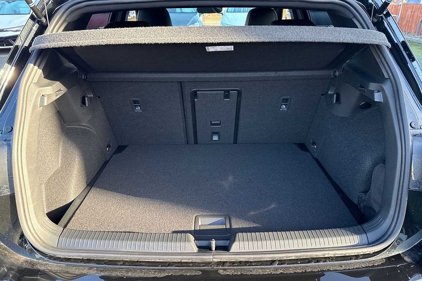 Used Volkswagen Golf 2025 for sale - 76800383: Photo 11