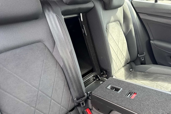 Used Volkswagen Golf 2020 for sale - 76228857: Photo 42