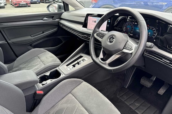 Used Volkswagen Golf 2020 for sale - 76228857: Photo 6