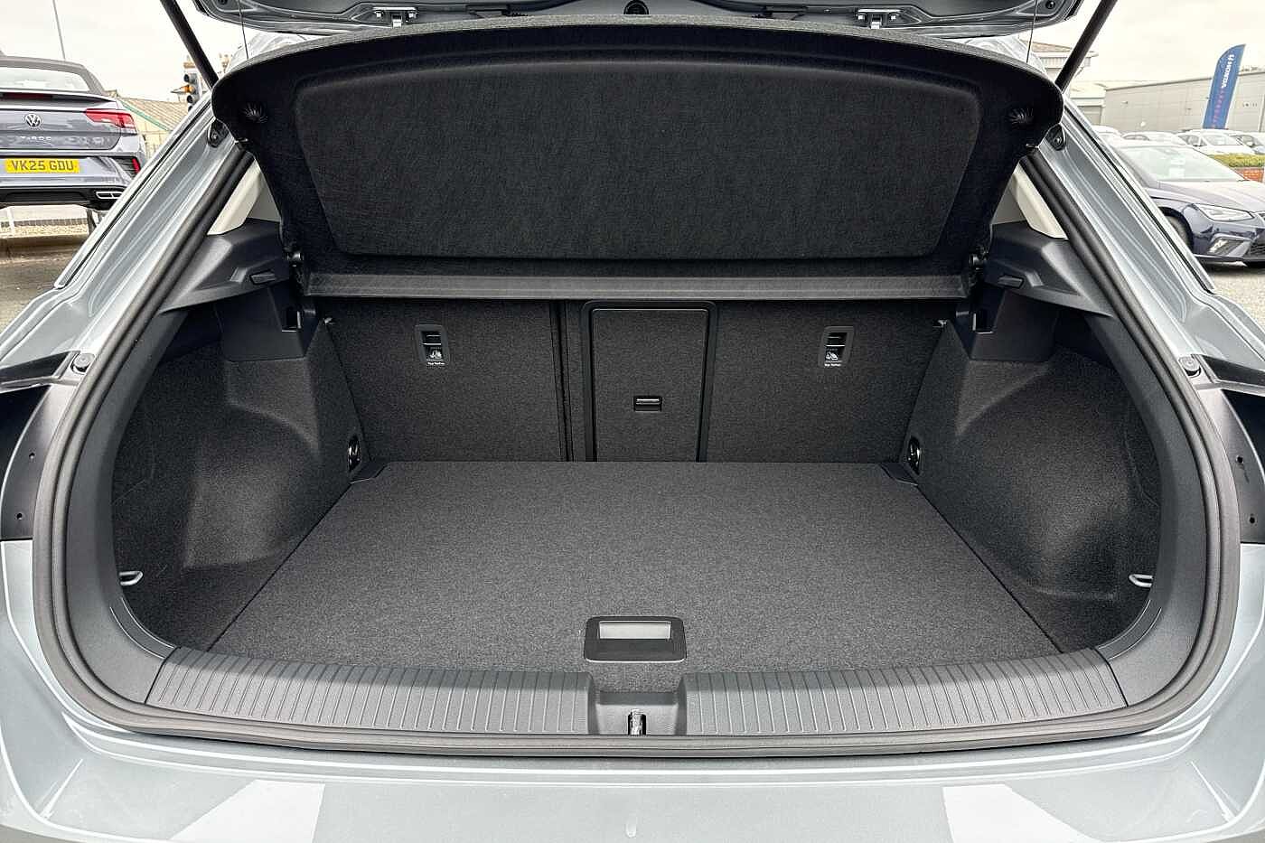 Used Volkswagen T-Roc 2025 for sale - 76285459: Photo 12