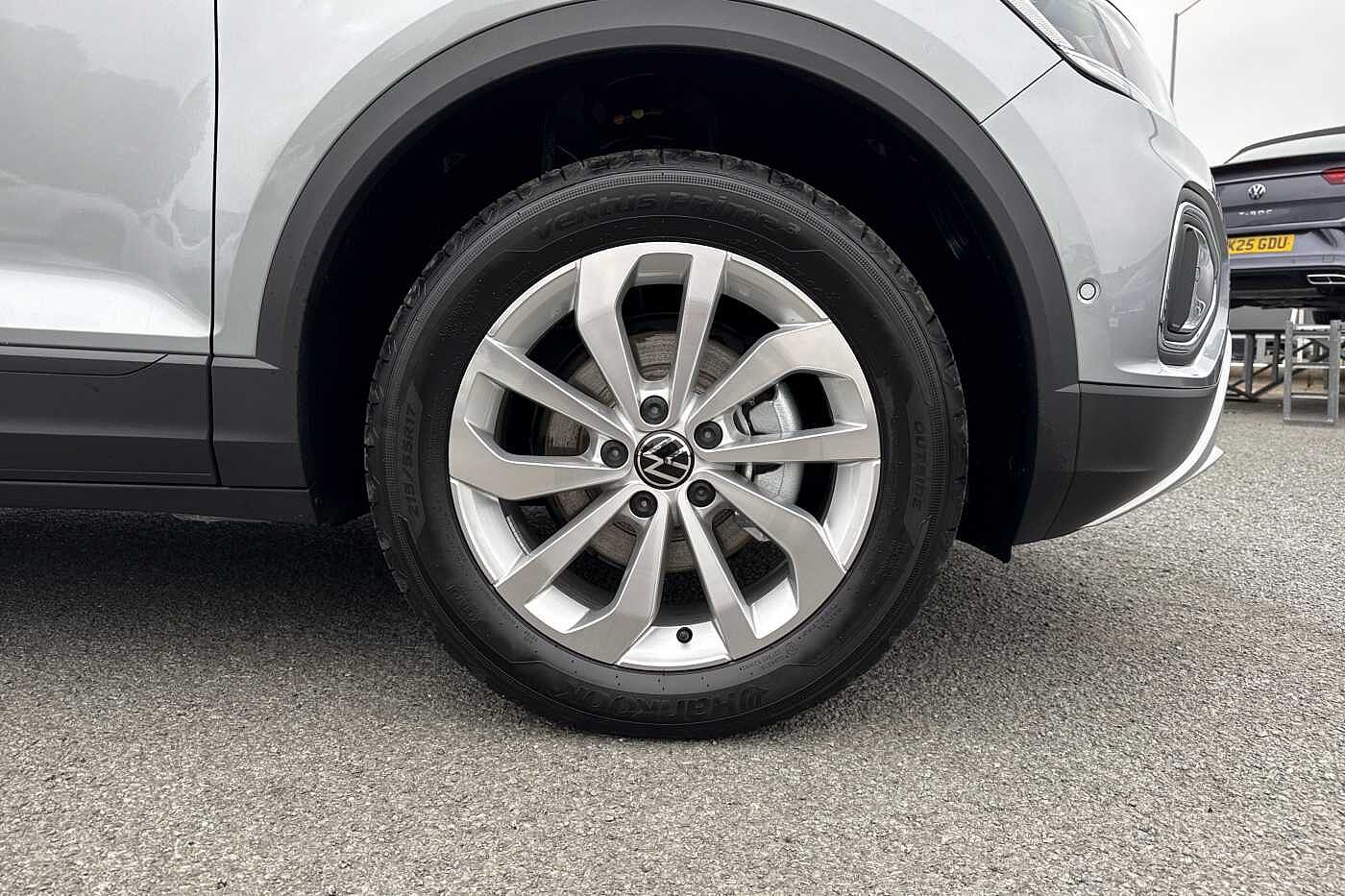 Used Volkswagen T-Roc 2025 for sale - 76285459: Photo 5