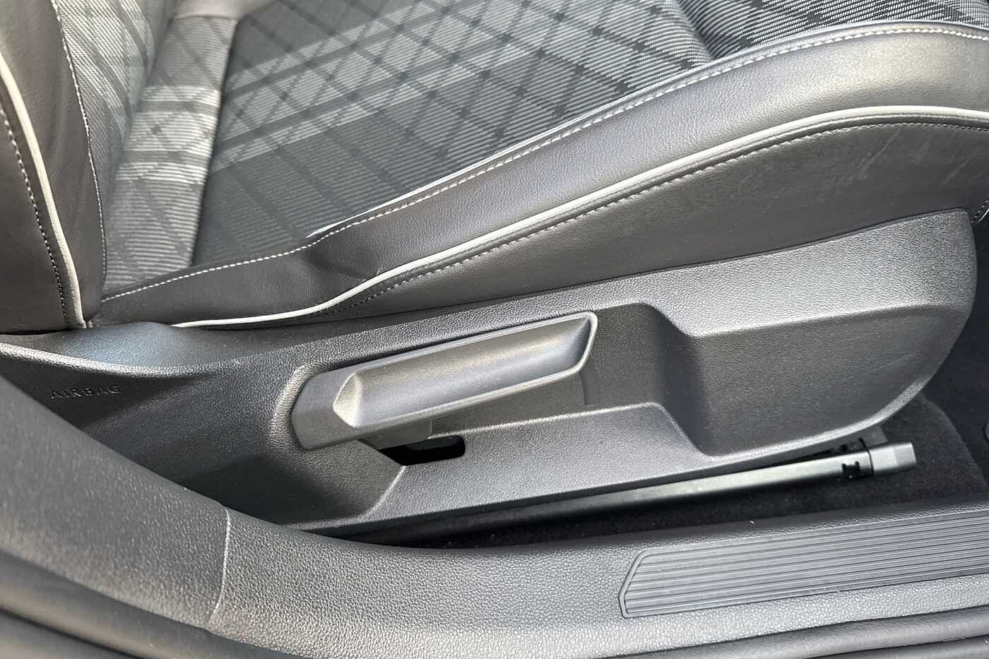 Used Volkswagen Golf 2021 for sale - 76692732: Photo 15