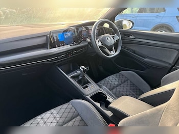 Used Volkswagen Golf 2021 for sale - 76692732: Photo