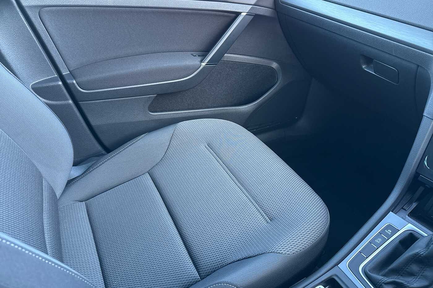 Used Volkswagen Golf 2020 for sale - 76434312: Photo 21