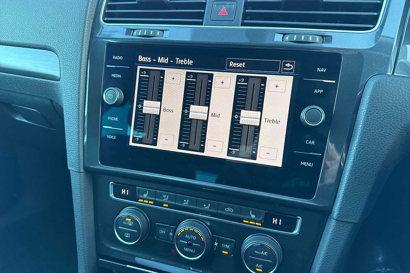 Used Volkswagen Golf 2020 for sale - 76434312: Photo 28