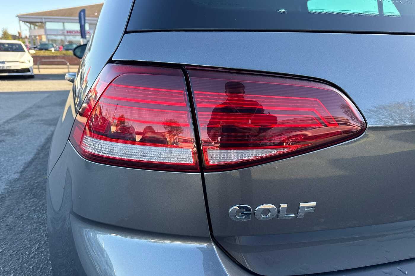 Used Volkswagen Golf 2020 for sale - 76434312: Photo 44