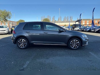 Used Volkswagen Golf 2020 for sale - 76434312: Photo