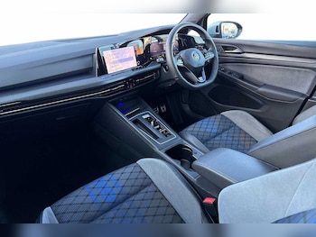 Used Volkswagen Golf 2021 for sale - 77613762: Photo