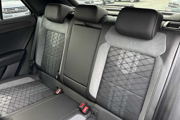Used Volkswagen T-Roc 2023 for sale - 76123903: Photo 11