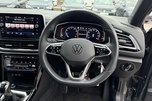 Used Volkswagen T-Roc 2023 for sale - 76123903: Photo 18