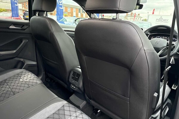 Used Volkswagen T-Roc 2023 for sale - 76123903: Photo 30