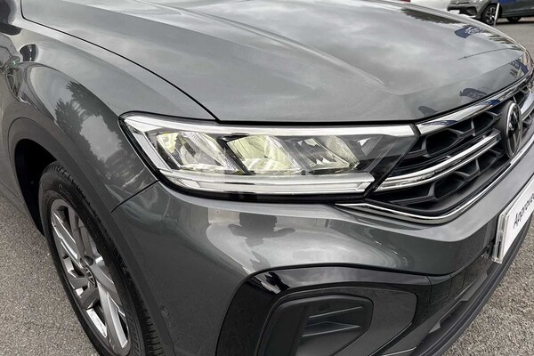 Used Volkswagen T-Roc 2023 for sale - 76123903: Photo 36