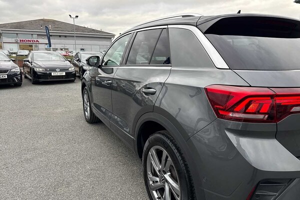 Used Volkswagen T-Roc 2023 for sale - 76123903: Photo 45