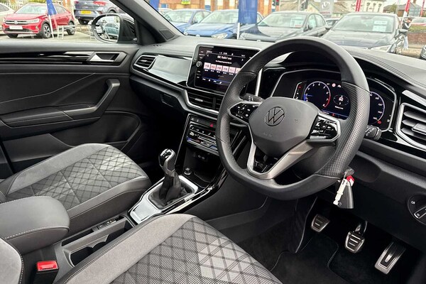 Used Volkswagen T-Roc 2023 for sale - 76123903: Photo 6