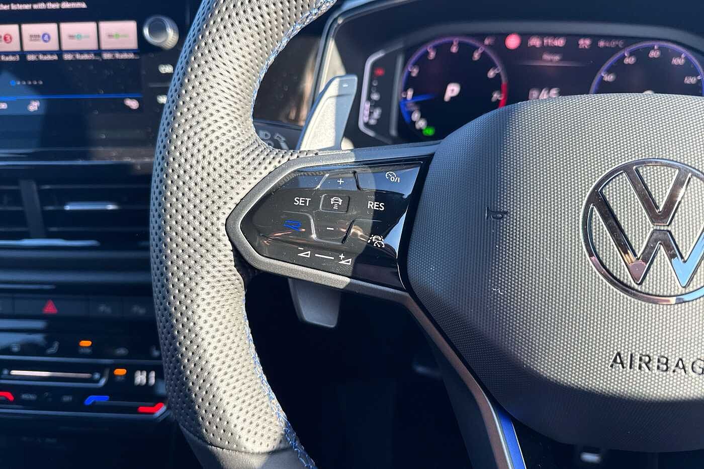 Used Volkswagen T-Roc 2025 for sale - 76800386: Photo 20