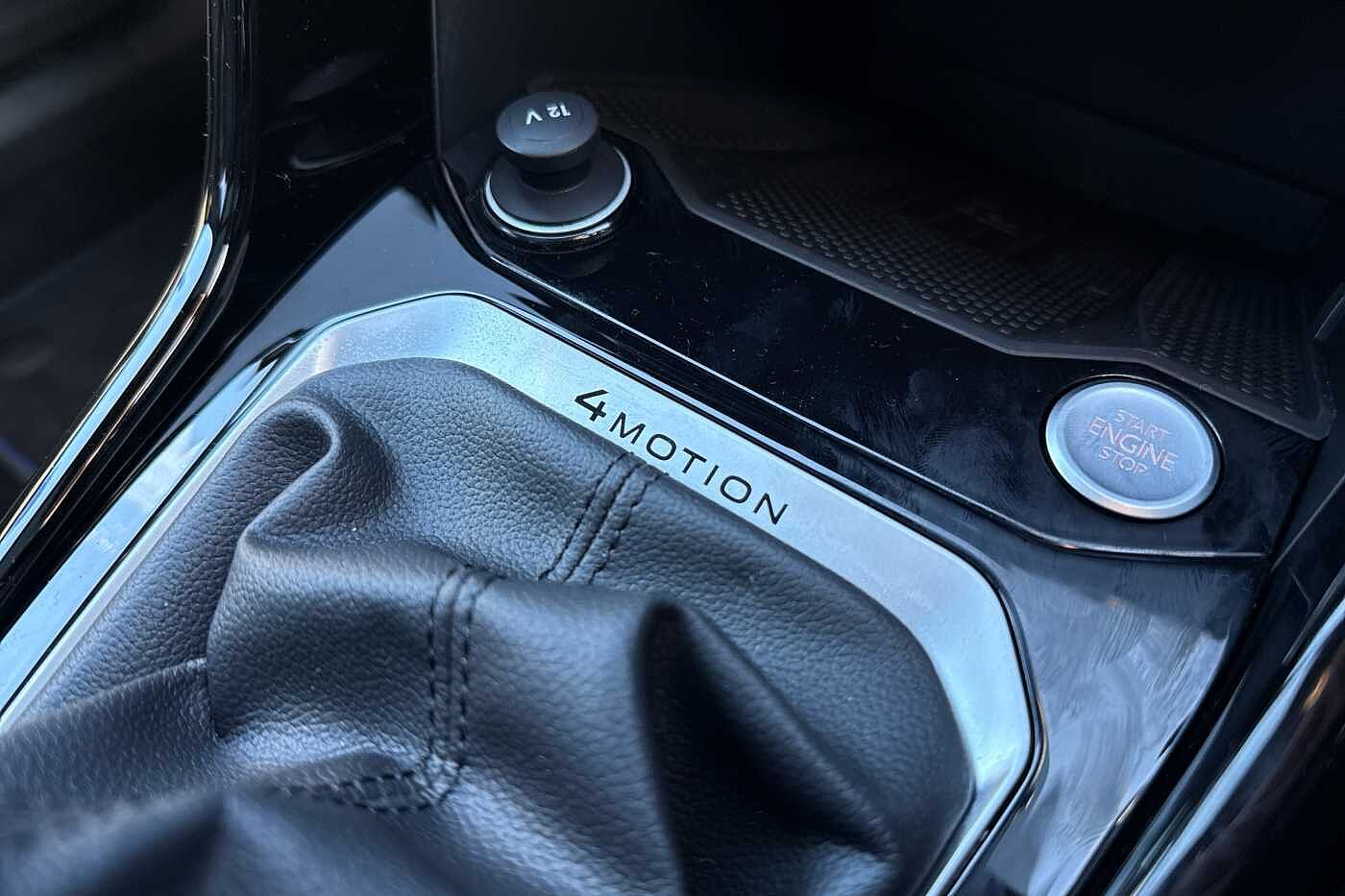 Used Volkswagen T-Roc 2025 for sale - 76800386: Photo 32