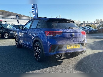 Used Volkswagen T-Roc 2025 for sale - 76800386: Photo