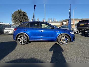 Used Volkswagen T-Roc 2025 for sale - 76800386: Photo