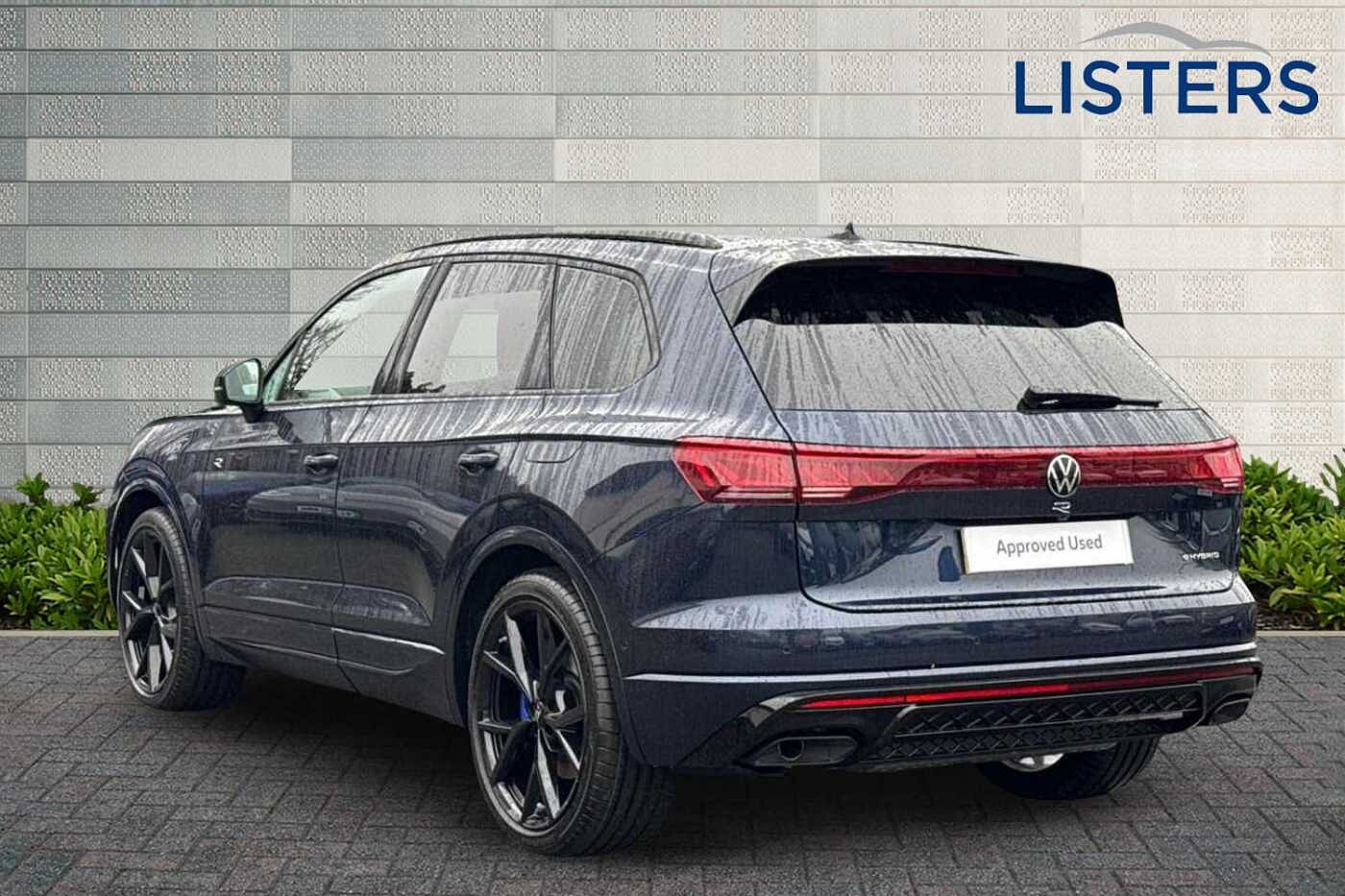 Used Volkswagen Touareg 2025 for sale - 77724959: Photo 3