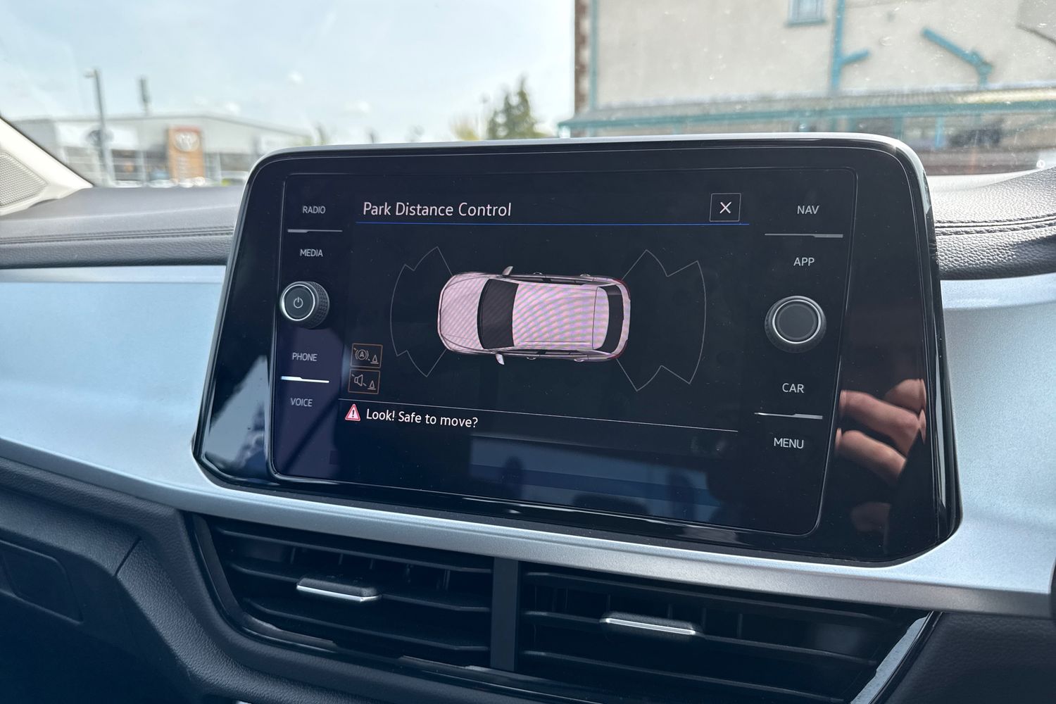 Used Volkswagen T-Roc 2023 for sale - 78206412: Photo 17