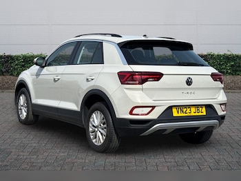 Used Volkswagen T-Roc 2023 for sale - 78206412: Photo