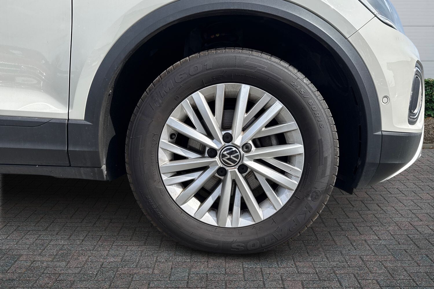 Used Volkswagen T-Roc 2023 for sale - 78206412: Photo 6