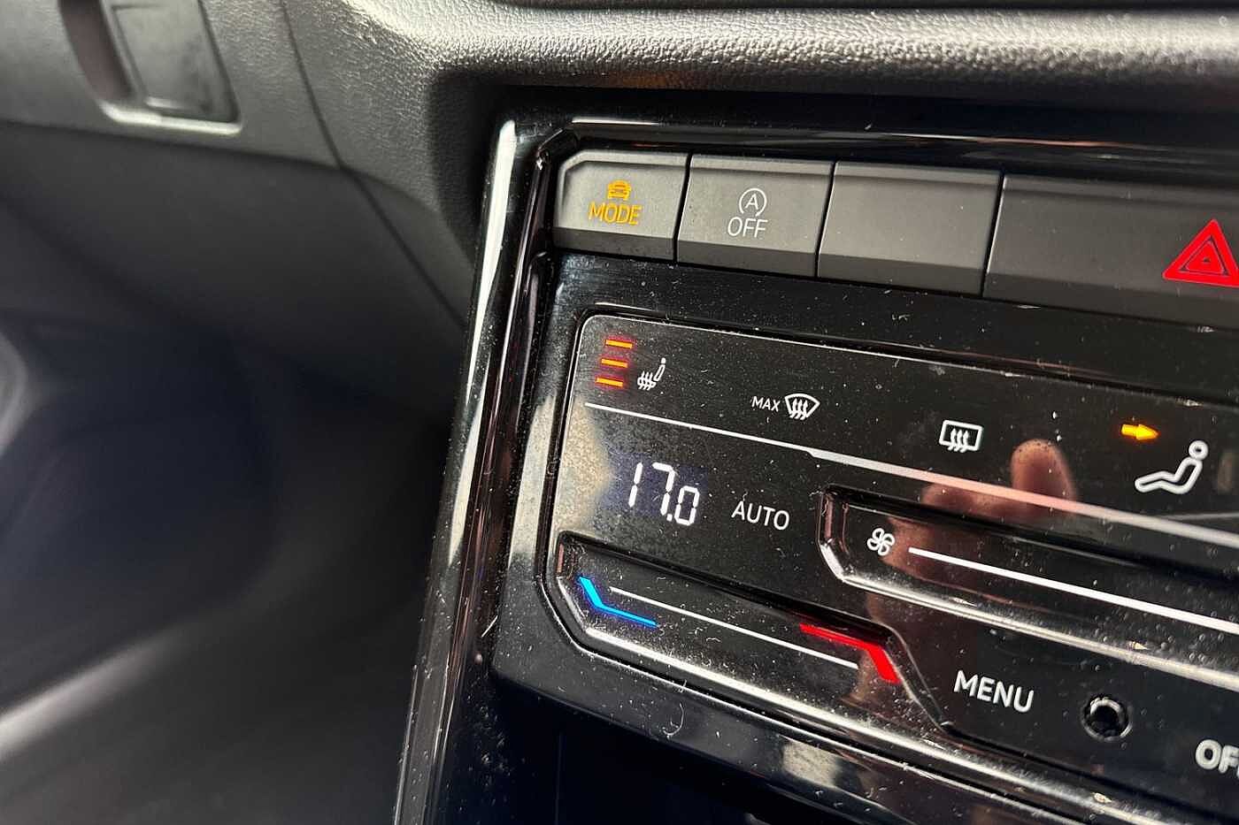 Used Volkswagen T-Roc 2023 for sale - 77231590: Photo 14