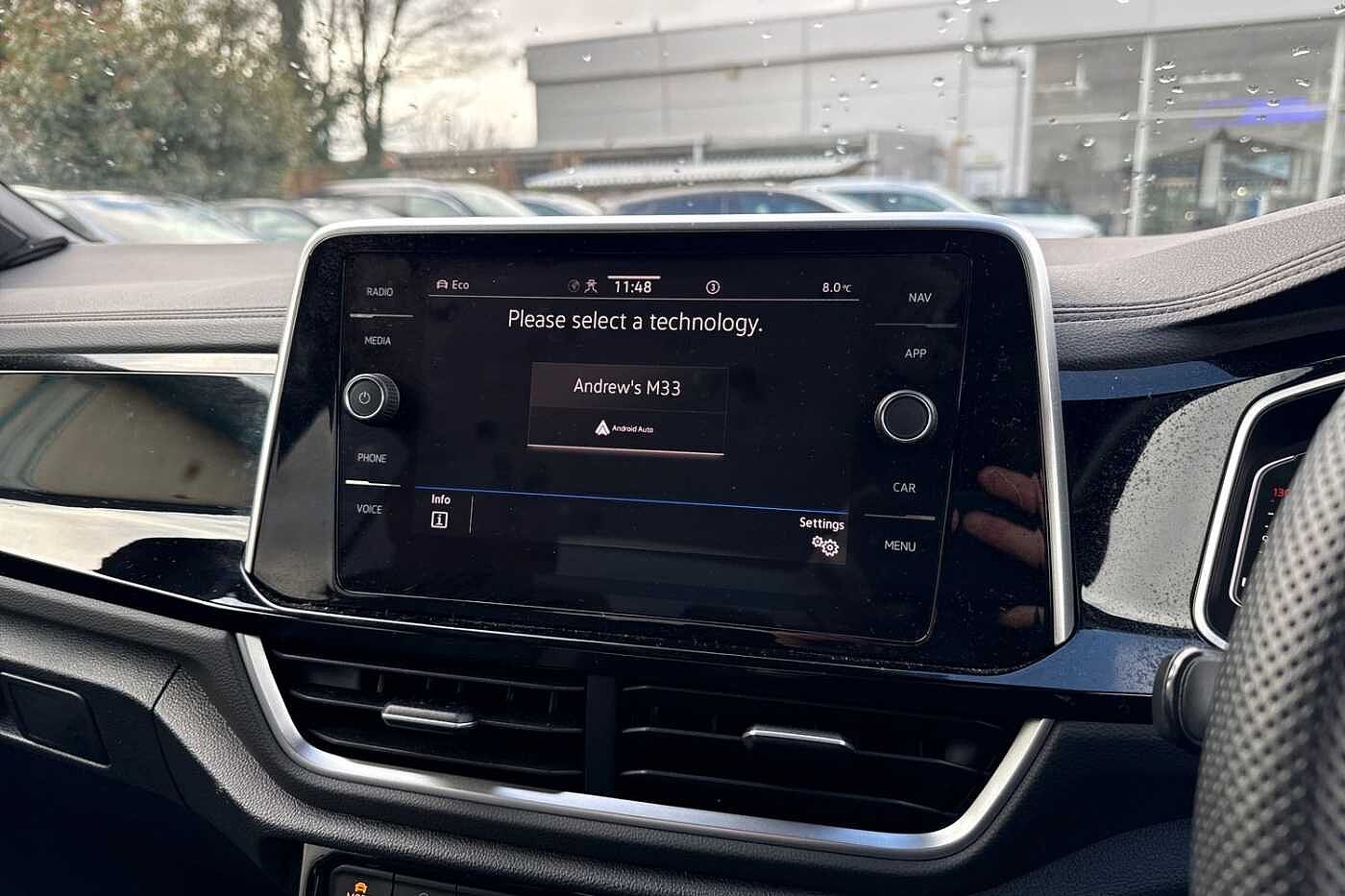 Used Volkswagen T-Roc 2023 for sale - 77231590: Photo 21