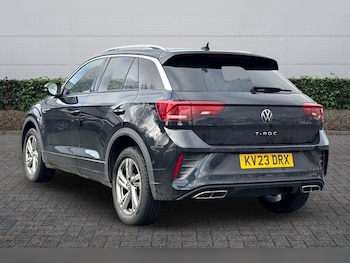 Used Volkswagen T-Roc 2023 for sale - 77231590: Photo