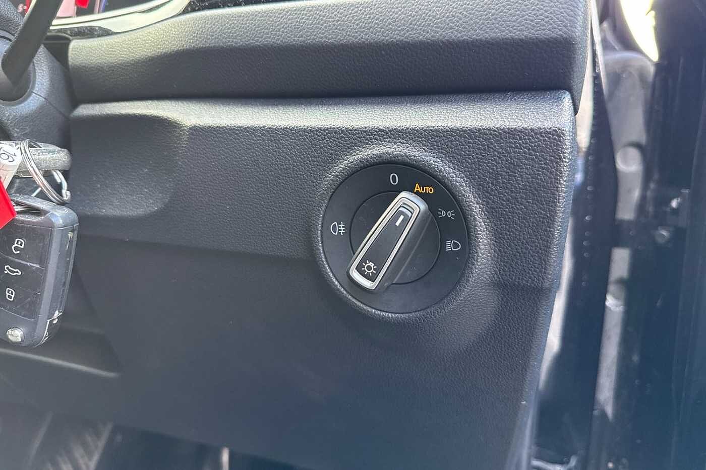 Used Volkswagen T-Roc 2023 for sale - 77231590: Photo 32