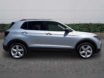 Used Volkswagen T-Cross 2022 for sale - 79108200: Photo