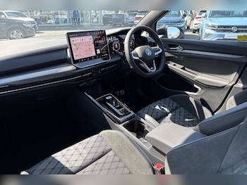 Used Volkswagen Golf 2025 for sale - 75479206: Photo