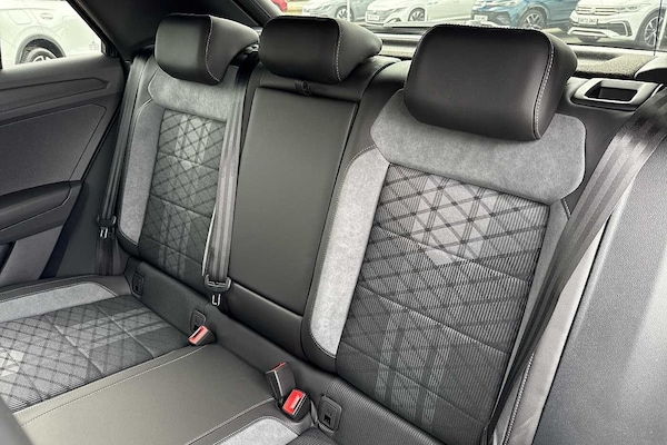 Used Volkswagen T-Roc 2025 for sale - 74479031: Photo 11