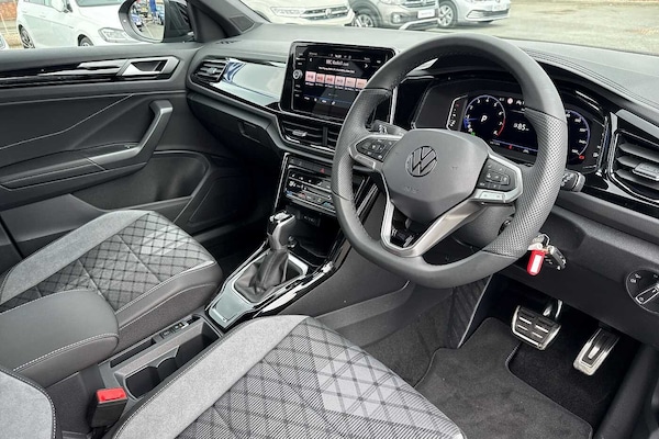 Used Volkswagen T-Roc 2025 for sale - 74479031: Photo 6