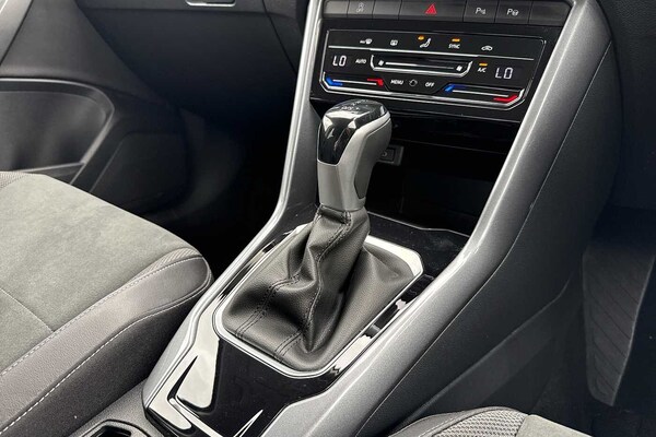 Used Volkswagen T-Roc 2023 for sale - 75966488: Photo 10